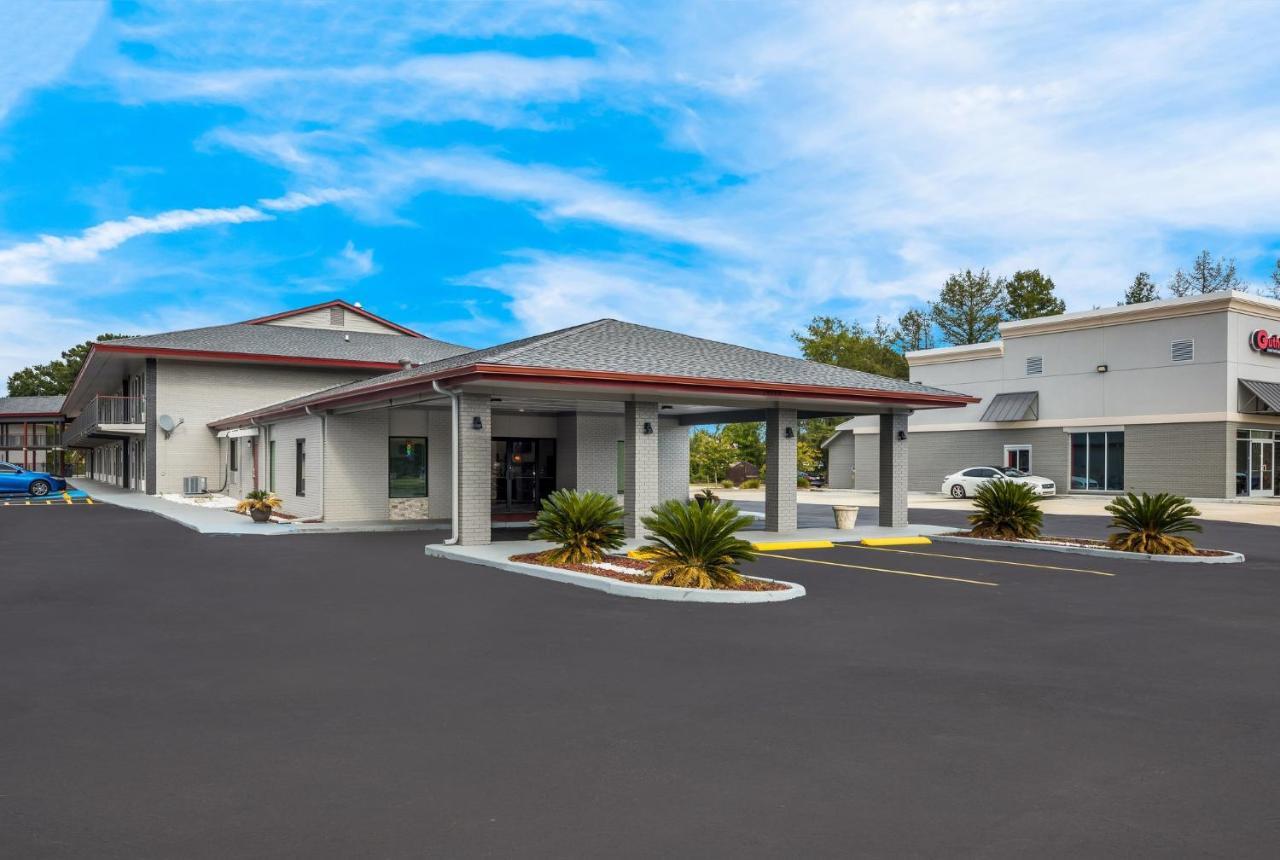 Red Roof Inn & Suites Thomasville Exterior foto
